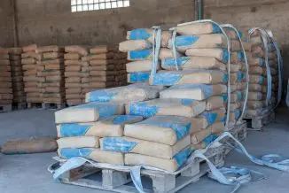 Cimento material básico de construção