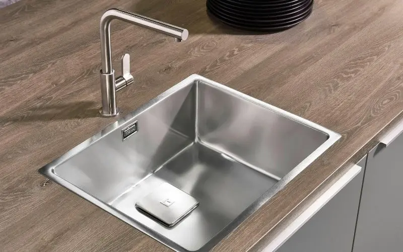 Louças e Metais - Pia para Cozinha de Inox